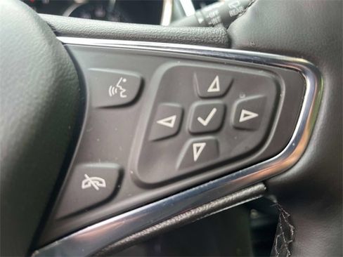 Used 2023 Chevrolet Equinox LT image 15