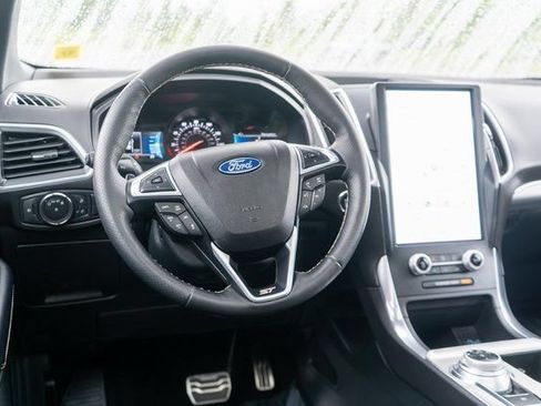 Used 2022 Ford Edge ST w/ Equipment Group 401A AWD/4WD image 14