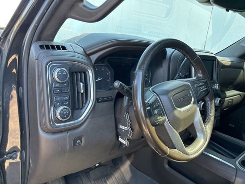 Used 2021 GMC Sierra 2500 Denali w/ Denali Ultimate Package image 27