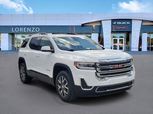 Used 2023 GMC Acadia SLE w/ Driver Convenience Package FWD image 3