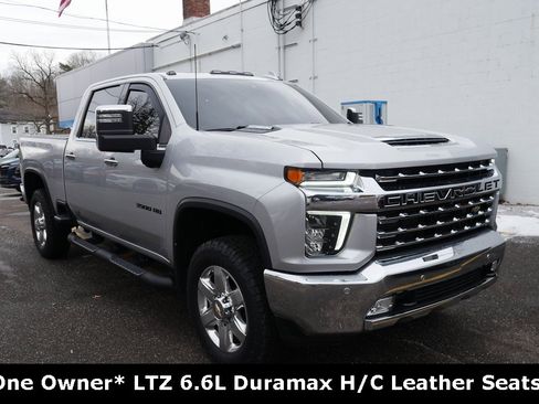 Used 2022 Chevrolet Silverado 3500 LTZ w/ LTZ Premium Package image 2