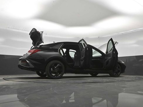 New 2026 Hyundai Elantra Sport FWD image 43