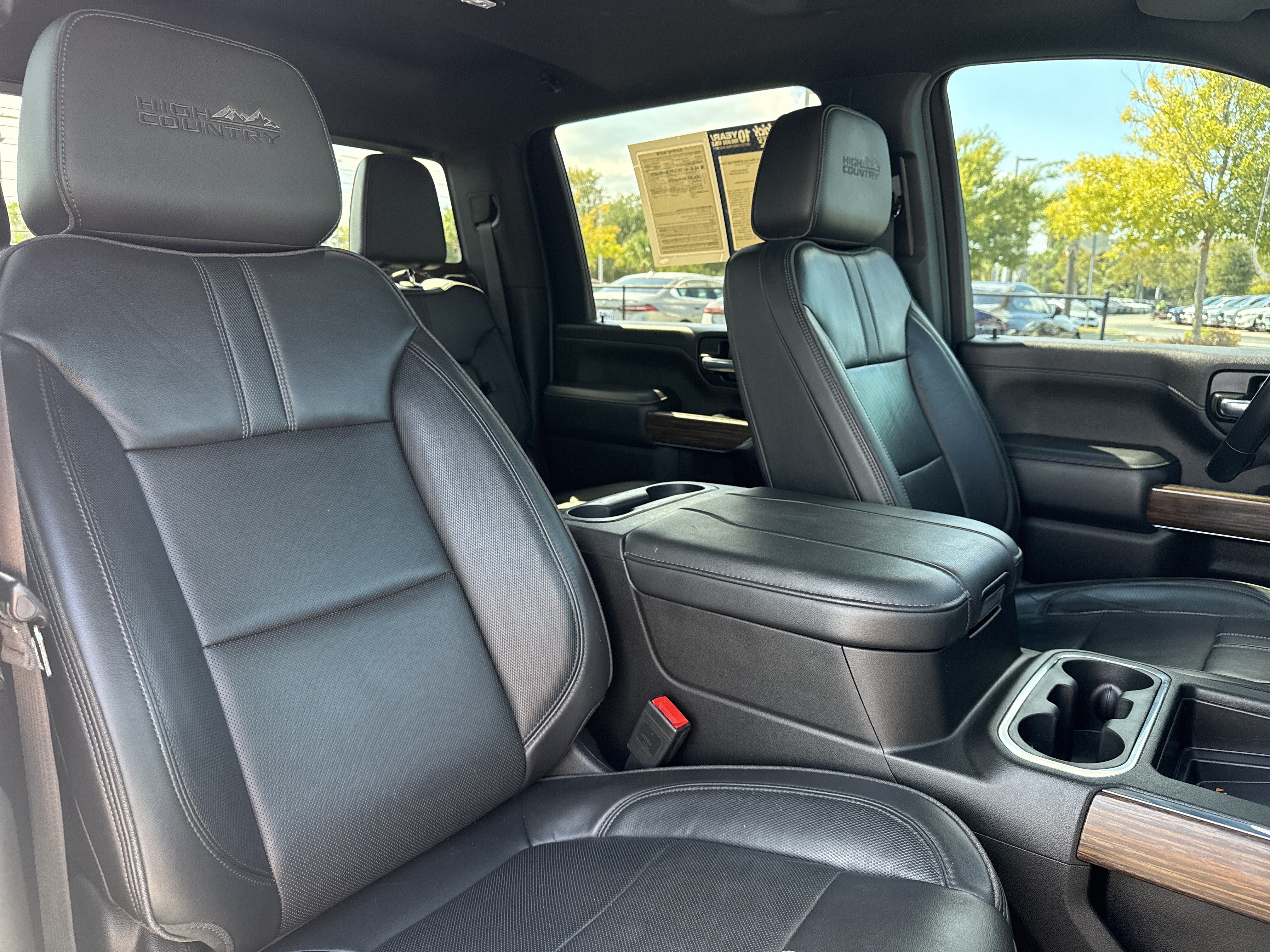 Used 2023 Chevrolet Silverado 2500 High Country w/ Technology Package AWD/4WD image 32
