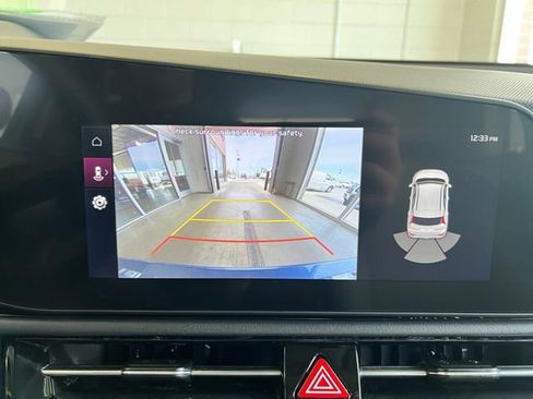 Used 2023 Kia Niro EX FWD image 21