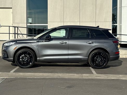 New 2026 Lincoln Corsair Grand Touring image 6