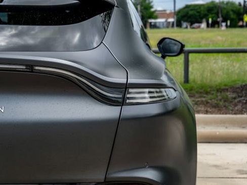 Used 2021 Aston Martin DBX AWD/4WD image 59