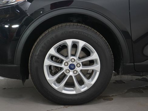 Used 2022 Ford Escape SE image 30