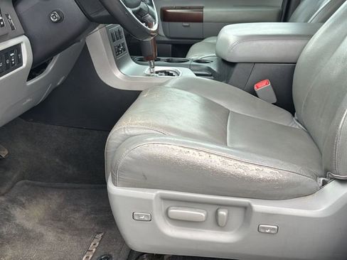 Used 2013 Toyota Sequoia Platinum AWD/4WD image 10