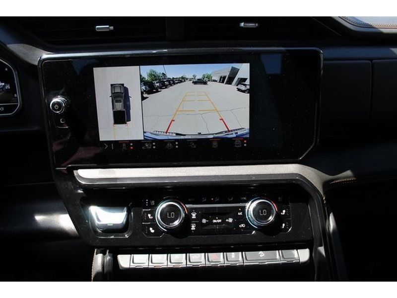 Used 2024 GMC Sierra 1500 AT4 w/ Technology Package AWD/4WD image 37