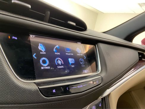 Used 2019 Cadillac XT5 Luxury image 25