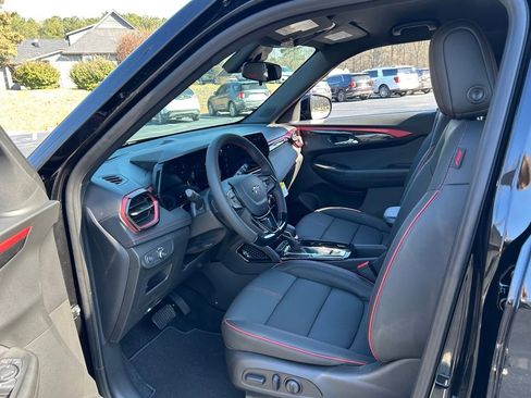 New 2026 Chevrolet TrailBlazer RS w/ Driver Confidence Package image 32