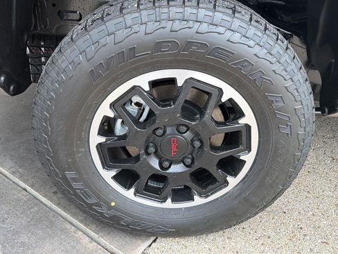 New 2026 Toyota Tacoma TRD Off-Road AWD/4WD image 7