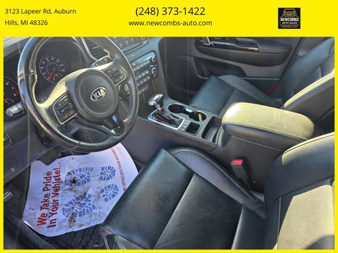 Used 2019 Kia Sportage EX w/ EX Premium Package image 11