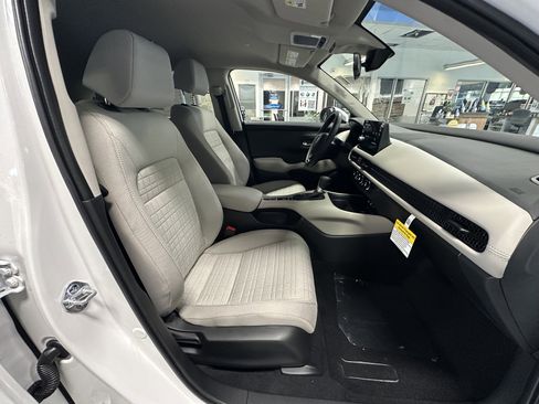 New 2026 Honda HR-V LX image 19