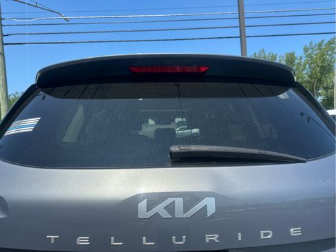 Used 2023 Kia Telluride EX AWD/4WD image 5