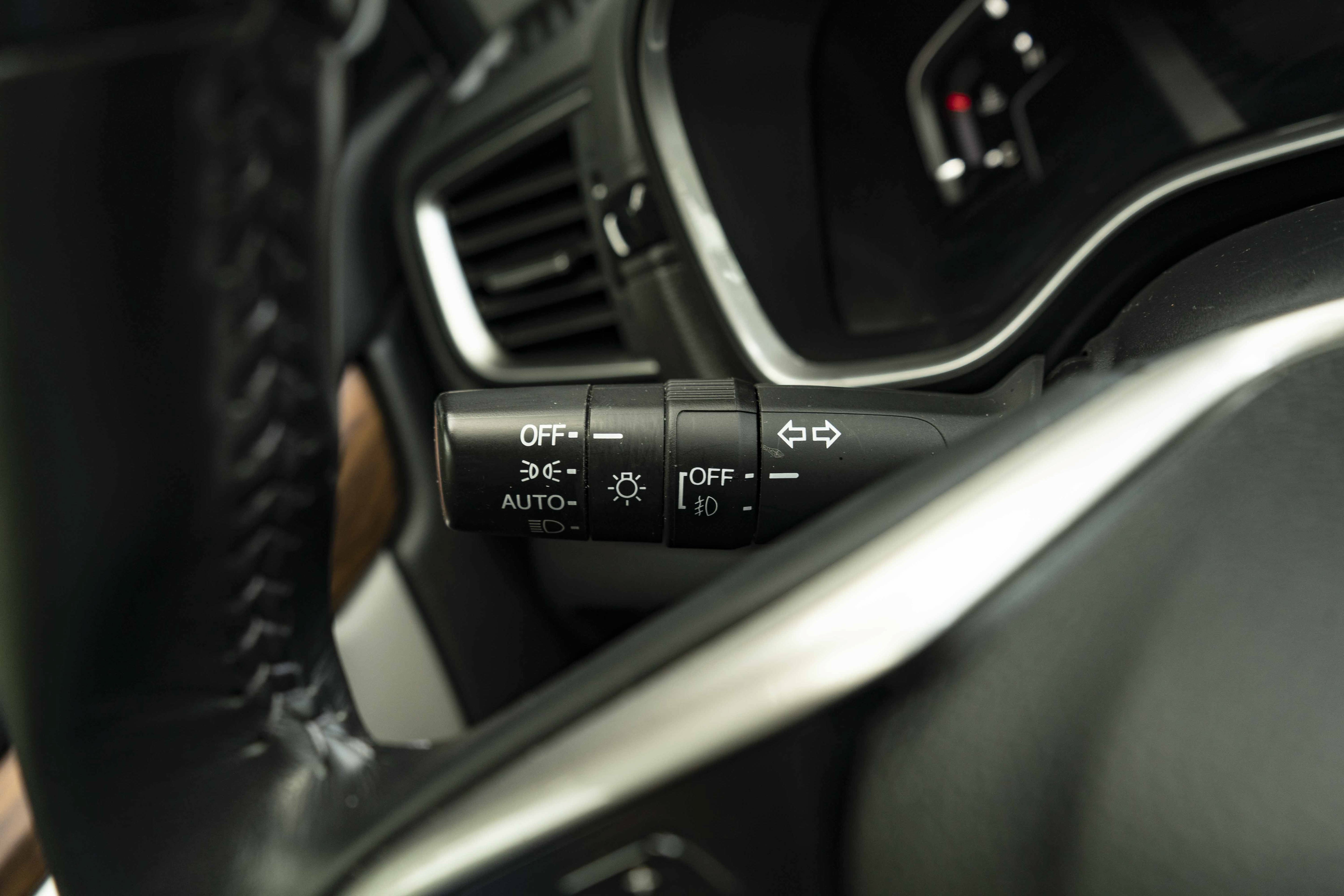 Used 2022 Honda CR-V Touring image 23
