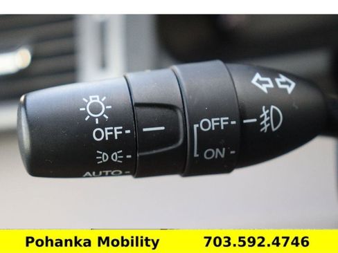 Used 2012 Honda Odyssey Touring image 11