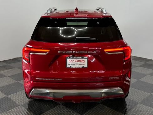 Used 2026 GMC Terrain Denali w/ LPO, Floor Liner Package AWD/4WD image 7