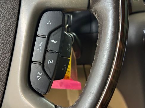 Used 2013 GMC Yukon Denali image 39