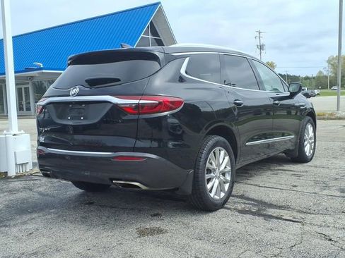 Used 2020 Buick Enclave Premium w/ Sun and Sites Package AWD/4WD image 23