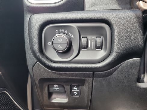 Used 2022 RAM 1500 Laramie w/ Sport Appearance Package RWD image 31