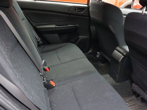 Used 2014 Subaru Impreza 2.0i image 8