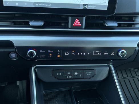New 2026 Kia Carnival SX Prestige FWD image 32