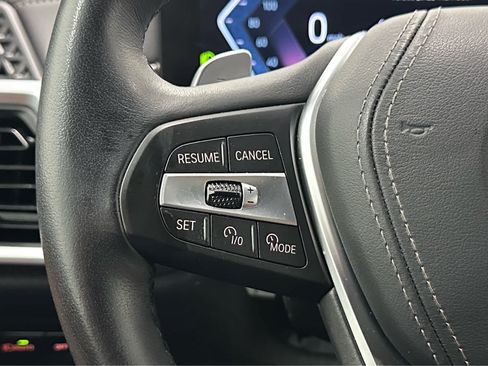 Used 2025 BMW X5 xDrive40i w/ Parking Assistance Package AWD/4WD image 25