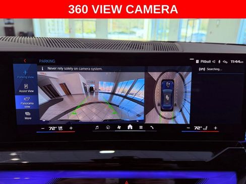 Used 2026 BMW M5 Base CARBON PKG/EXECUTIVE PKG/ w/ Carbon Package image 11