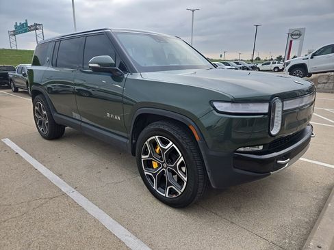 Used 2023 Rivian R1S Adventure AWD/4WD image 2