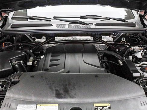 Certified 2025 Audi Q5 Premium w/ Convenience Package image 28