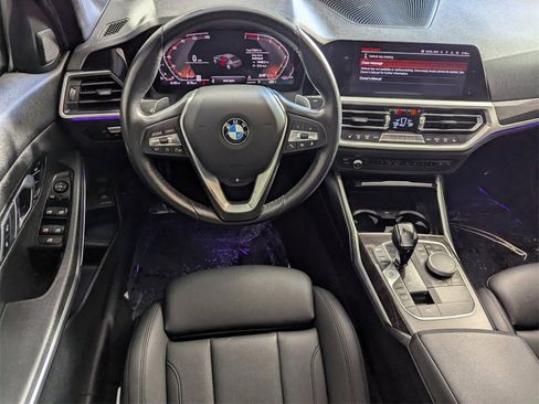 Used 2019 BMW 330i xDrive Sedan w/ Driving Assistance Package image 14