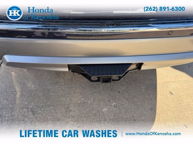 Used 2026 Toyota Highlander Platinum AWD/4WD image 10