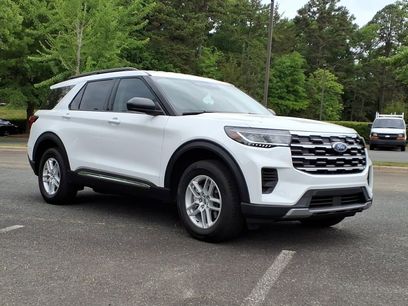 Used 2025 Ford Explorer Active