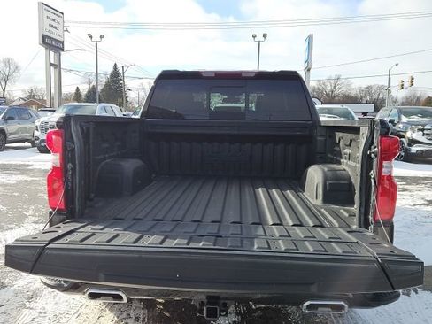 Used 2022 Chevrolet Silverado 1500 High Country image 10