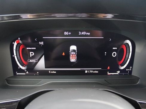 New 2025 Nissan Pathfinder Platinum w/ Lighting Package (N92) image 12