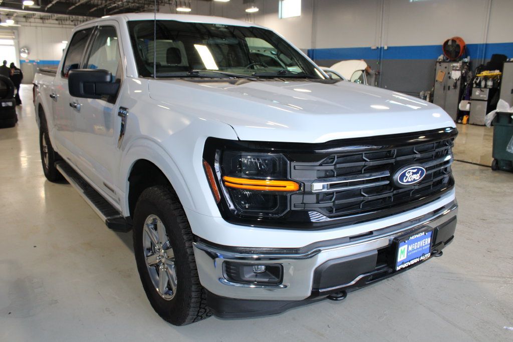 Used 2025 Ford F150 XLT w/ Equipment Group 301A Standard AWD/4WD image 3