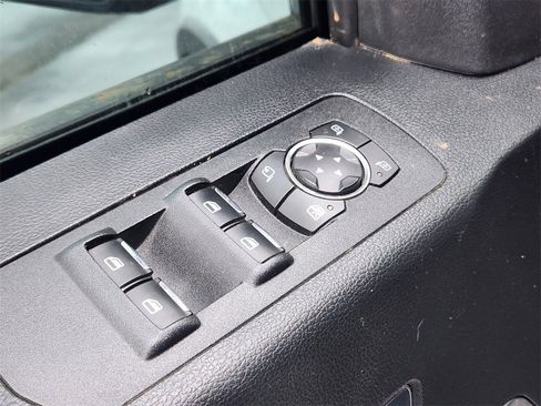 Used 2018 Ford F150 Lariat w/ Equipment Group 502A Luxury image 15