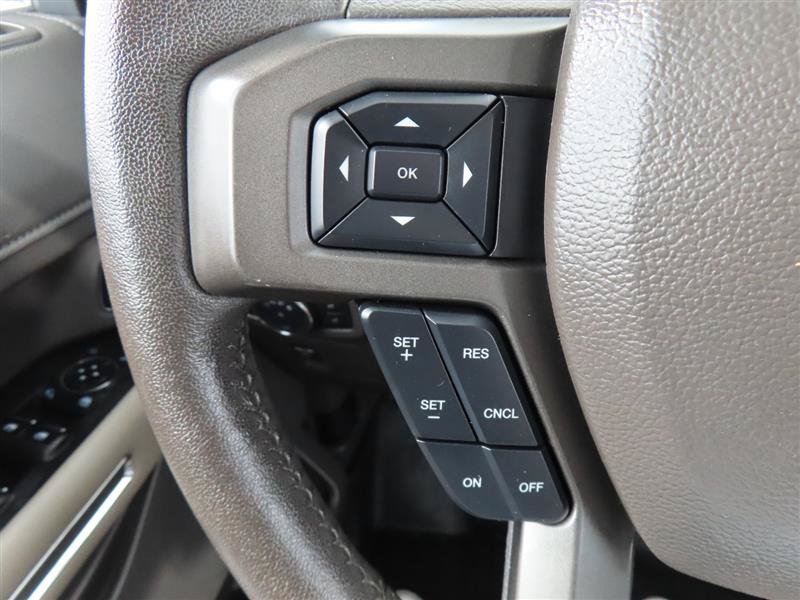 Used 2020 Ford Expedition XLT w/ Equipment Group 202A AWD/4WD image 18