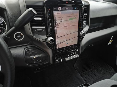 New 2026 RAM 2500 Tradesman AWD/4WD image 16
