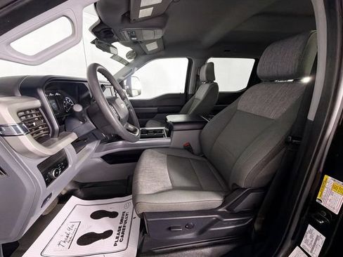 Used 2024 Ford F250 XLT AWD/4WD image 19