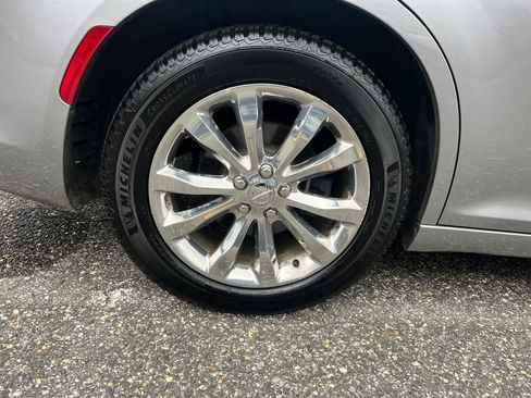 Used 2016 Chrysler 300 Limited w/ Driver Convenience Group image 23