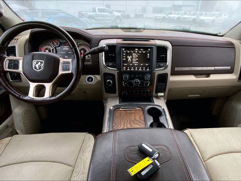 Used 2018 RAM 2500 Longhorn w/ Longhorn Southfork Package image 14