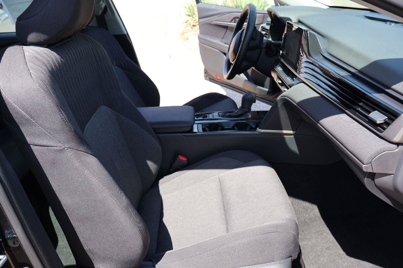 Used 2026 Toyota Camry LE FWD image 16