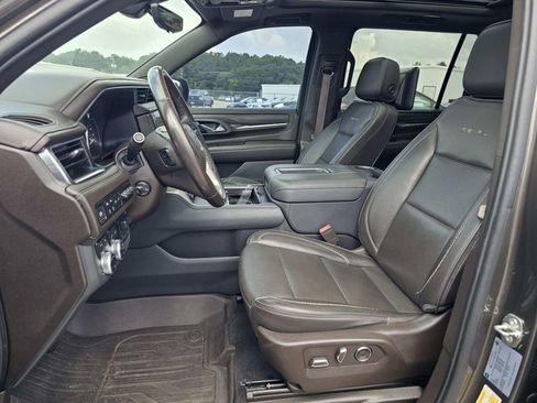 Used 2021 GMC Yukon XL Denali w/ Denali Ultimate Package AWD/4WD image 15