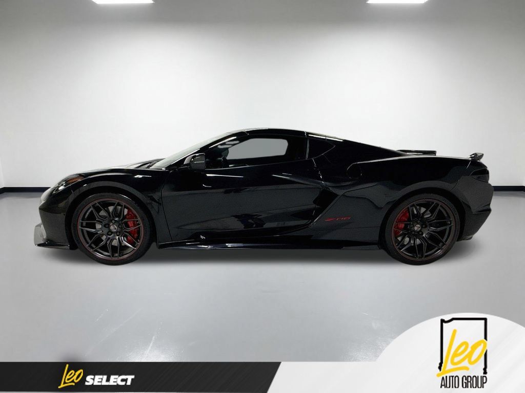 Used 2024 Chevrolet Corvette Z06 w/ Battery Protection Package RWD image 11