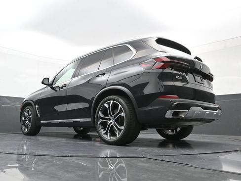 Used 2026 BMW X5 xDrive40i AWD/4WD image 27