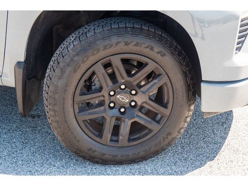 Used 2024 Chevrolet Silverado 1500 RST AWD/4WD image 30