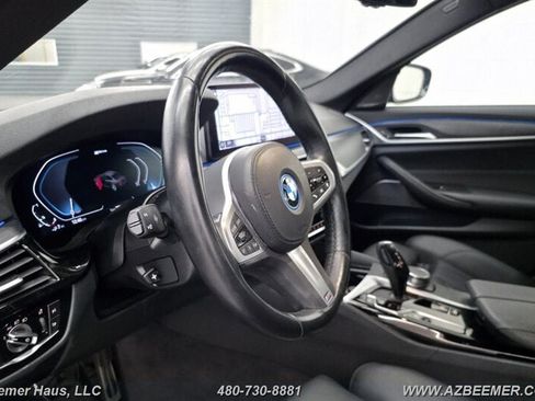 Used 2023 BMW 530e w/ M Sport Package RWD image 14