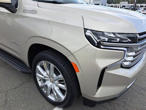 Used 2021 Chevrolet Tahoe High Country image 16